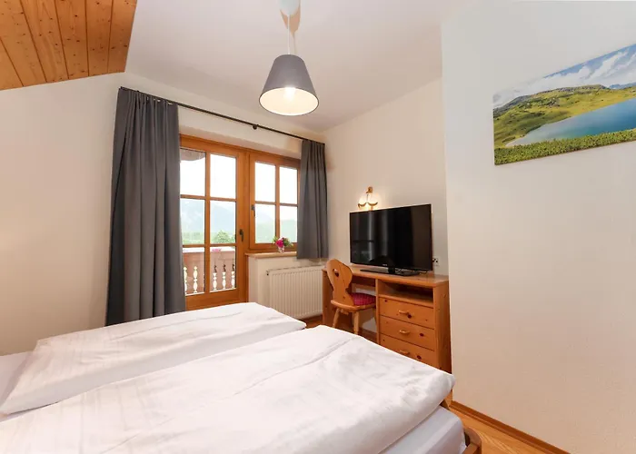 Landhaus Birgbichler - Apartments In Ramsau Am Dachstein - Inklusive Sommercard!