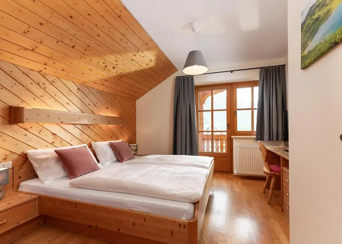 Landhaus Birgbichler - Apartments In Ramsau Am Dachstein - Inklusive Sommercard!